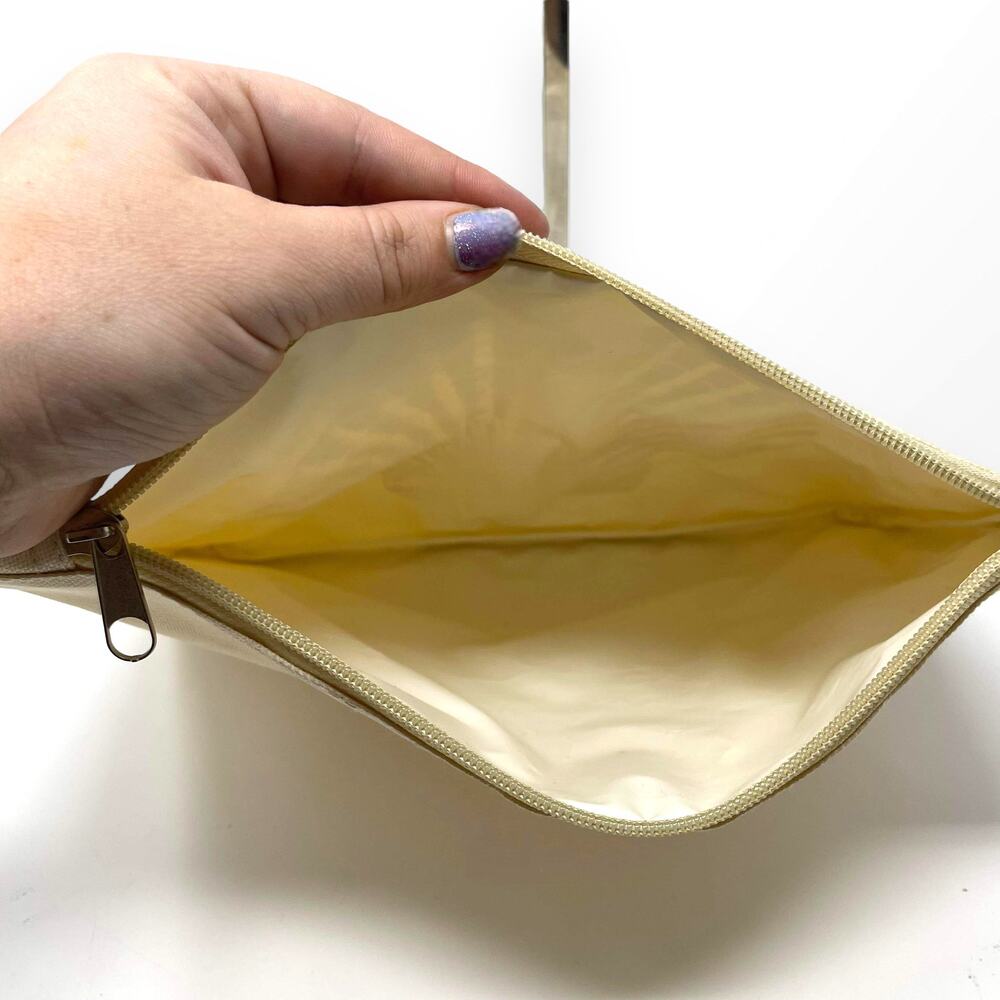 Cream White Sea Shell Beachy Clutch - image 5